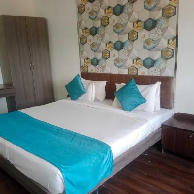 Arristo Resorts & Club Hotels near Nirma University