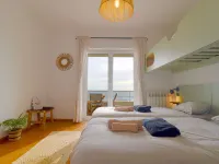 SURFinn Figueira Da Foz Hotels near Claridade Beach