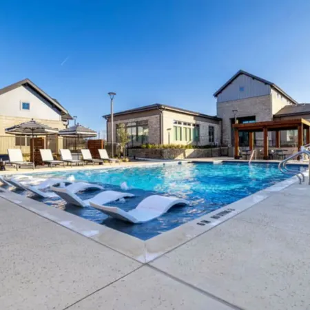 Iconic Design Home In Workerfriendly A+location