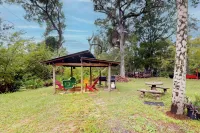 1BR Riverfront w/ Views, Canoe, Grill & Fire Pit - 3-Star