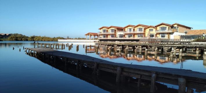 Les 12 de Larros Hotels in Gironde