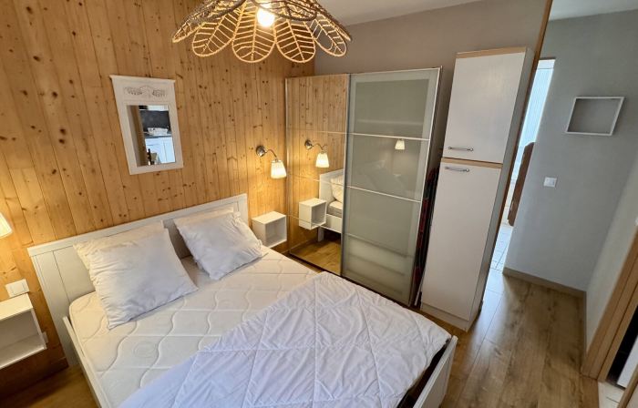 Romantic Cocoon With Private Garden