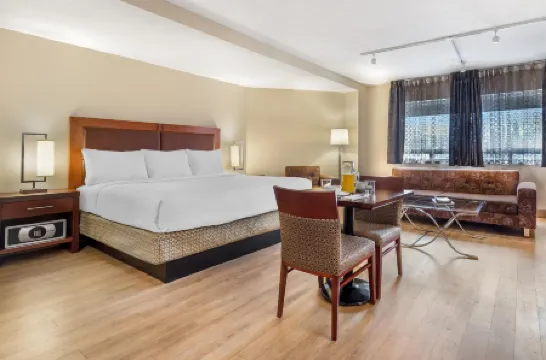 Best Western Plus Ottawa City Centre