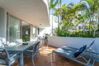 Noosa Tropicana - Airport Shuttle