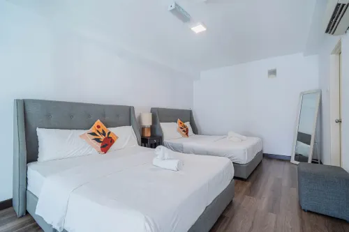 2BR Maritime Suite Duplex George Town SeaView