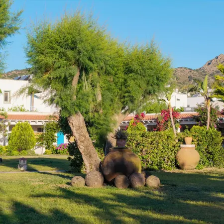 Kefi Beach & Suites