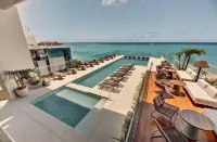 Venti Hotel - by Brisa Hotéis - Soft Opening - Pool