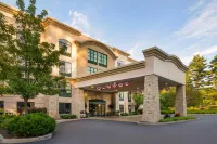 Comfort Inn & Suites Lake George Отели в г. 