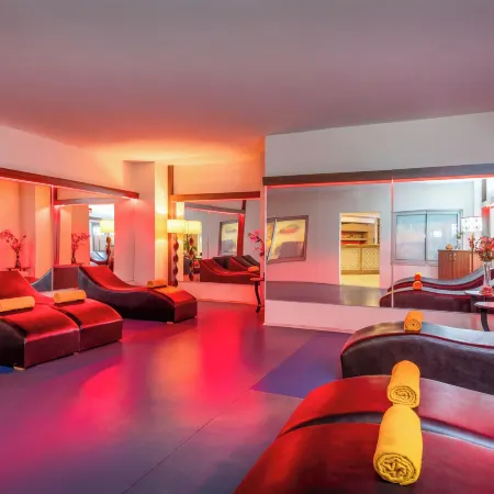 Villa Side Hotel