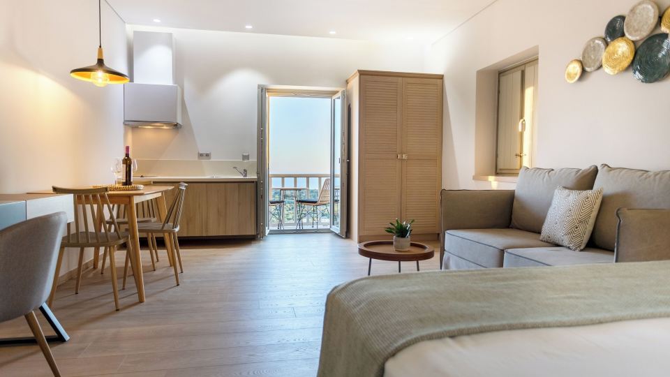 Armantanis Luxury Suites