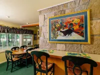 Drummond Island Resort Hotels in Chippewa County