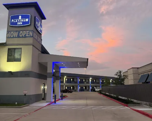 白金套房飯店 卡巴赫釀酒廠附近的飯店