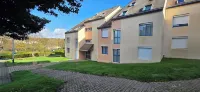 Beautiful renovated apartment 300m from the beach