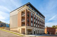 Riverbend Hotel and Suites, Trademark Collection by Wyndham