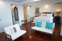 4BR Seafront Villa in Boscobel Direct Sea Access Coastal Living - Villas