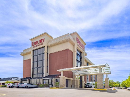 Drury Inn & Suites St. Louis Airport