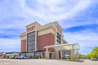 Drury Inn & Suites St. Louis Airport - parking