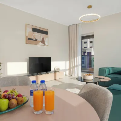 Samaya Holiday Homes - Neva Residences Отели рядом с достопримечательностью «Комплекс Дубай-Студио-Сити»