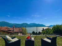 Le Petit Palais Villa Hotels in Plesio
