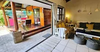 Crabb Cottage and Escape - Apartments