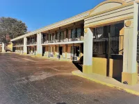 Super 8 by Wyndham Asheville Airport Hotels in Fletcher