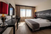 Bastion Hotel Vlaardingen Отели рядом с достопримечательностью «Эмхавен»