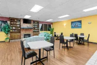 Super 8 by Wyndham Gaffney - breakfast