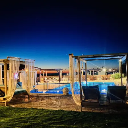 Ataviros Hotel