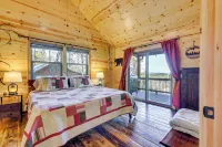 Mountain View & Fire Pit: Updated Murphy Cabin! - balcony
