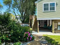 Oceanside 1Br Private Apt with Two YMCA Passes Including Outdoor & Indoor Pools