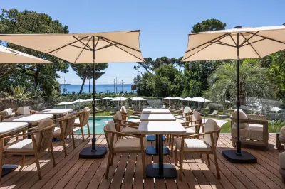 Radisson Hotel Cannes Seaside Hotels in Cannes