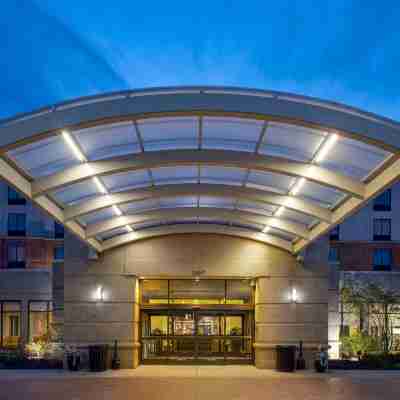 Hilton Garden Inn Akron Hotel Exterior