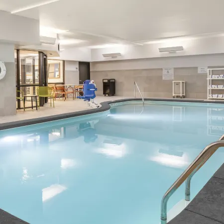 Hampton Inn & Suites Cincinnati/Uptown-University Area