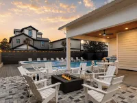 Woodland Shores by Avantstay Sleeps 22 Massive Pool + Spa Golf Cart + Game Room + BBQ Near Seaside Hotels in Walton County