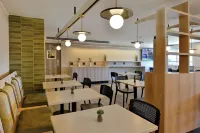 Road Lodge N1 City - พร้อมอาหารเช้า