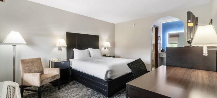 Quality Inn Adairsville-Calhoun South Hotels in Bartow County