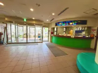 Enagic Okinawa International Youth Hostel - Nhà nghỉ