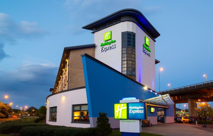 Holiday Inn Express GLASGOW AIRPORT by IHG