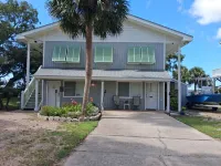 Ochlocknee Bay Waterfront 2Br Retreat with 200-Ft Private Dock First Floor - 2-Sterne