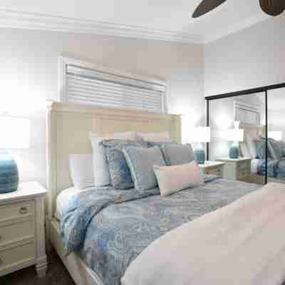 Sweet 4 Bedroom, 3 Bath Plus Loft Bedroom, Pool Home Rooms