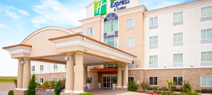 Holiday Inn Express & Suites DALLAS W - I-30 COCKRELL HILL by IHG Hotels in Dallas
