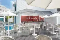 Azul Beach Resort Negril - bar