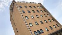 Miyakonojo City Hotel - parking