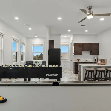 Emerald Retreat by Avantstay Sleeps 44 + Pool + Spa Theater + Game Room Walk to Beach
