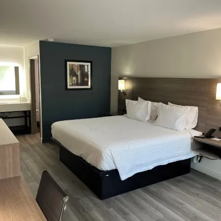 Baymont by Wyndham Sumter Northwest Hotels in Sumter County
