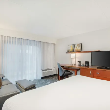 Courtyard Birmingham Homewood