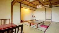 Yakimochiya - 2 ดาว