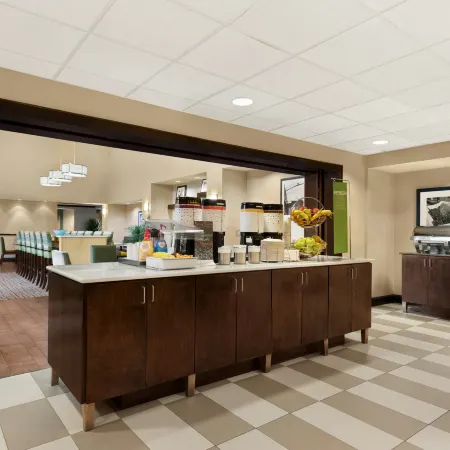 Hampton Inn & Suites Brunswick