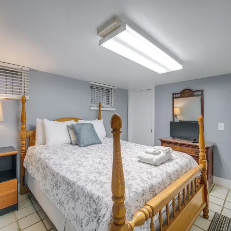 Historic Cleveland Hideaway Near Downtown!