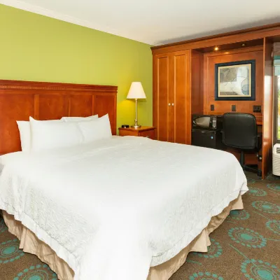 Hampton Inn Daytona Beach-Speedway/Airport Hotels near Tanger Outlets Daytona